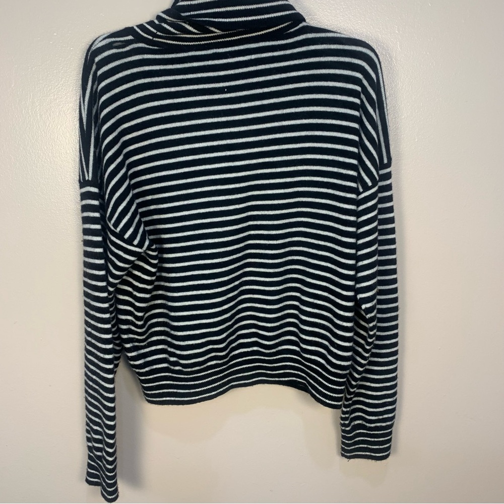 Charter Club Luxury 100% Cashmere Striped Heart Pullover Sweater - Picture 8 of 10